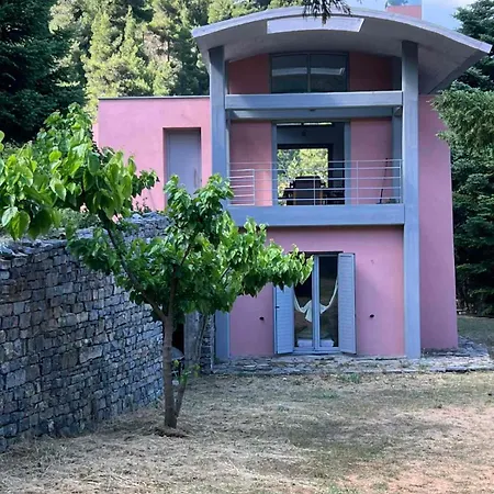 Forest House Сasa de vacaciones Seta