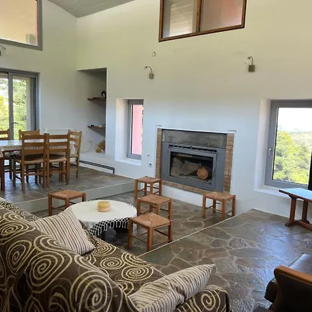 Nyaraló Forest House *
